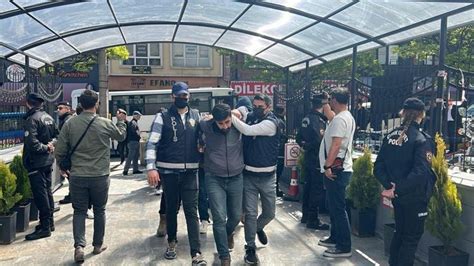 E­s­k­i­ş­e­h­i­r­’­d­e­,­ ­1­ ­M­a­y­ı­s­ ­t­u­t­u­k­l­a­m­a­l­a­r­ı­n­a­ ­t­e­p­k­i­ ­s­ı­r­a­s­ı­n­d­a­ ­5­ ­k­i­ş­i­y­e­ ­g­ö­z­a­l­t­ı­
